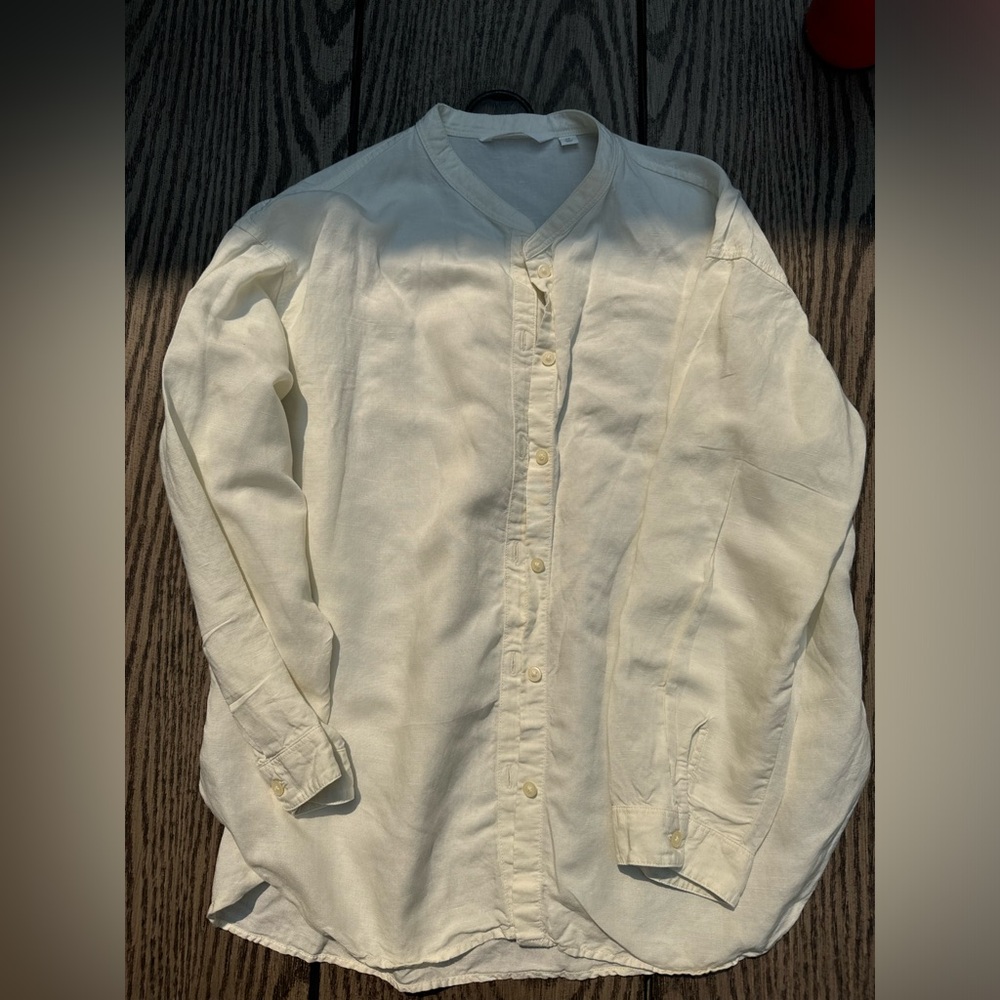 3 Uniqlo Shirts